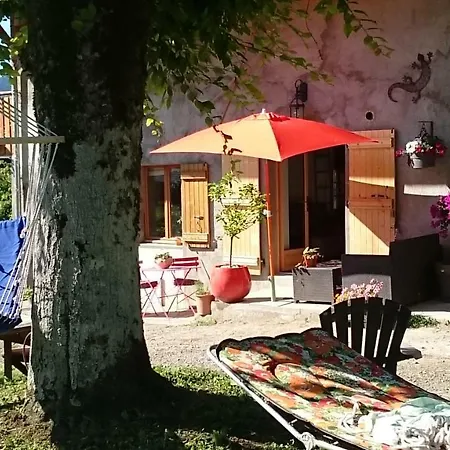 Ferme Familiale Chez Lili Farm stay Alex