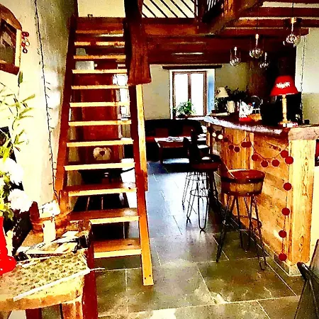 Ferme Familiale Chez Lili Lantgård